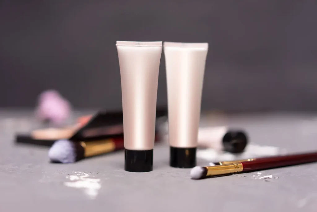 Cómo prevenir el envejecimiento prematuro de la piel con cosméticos antiedad